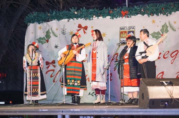Благотворителен концерт „Коледни уроци за сърцето“  в Мездра 